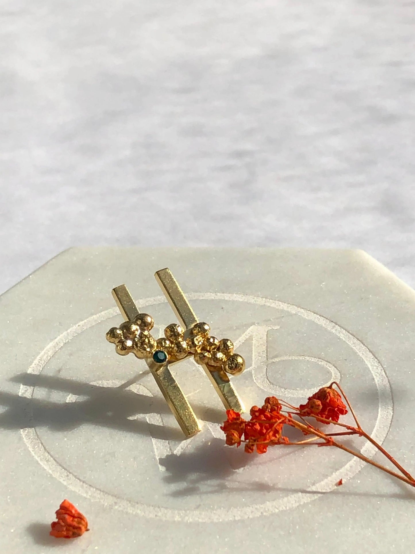 The Bridge Brooch - Gallery 79 – Jewellery Art & Design