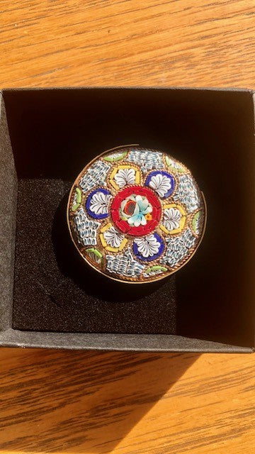 Not-every-brooch-has-to-be-a-museum-piece-to-carry-history Gallery 79 – Jewellery Art & Design